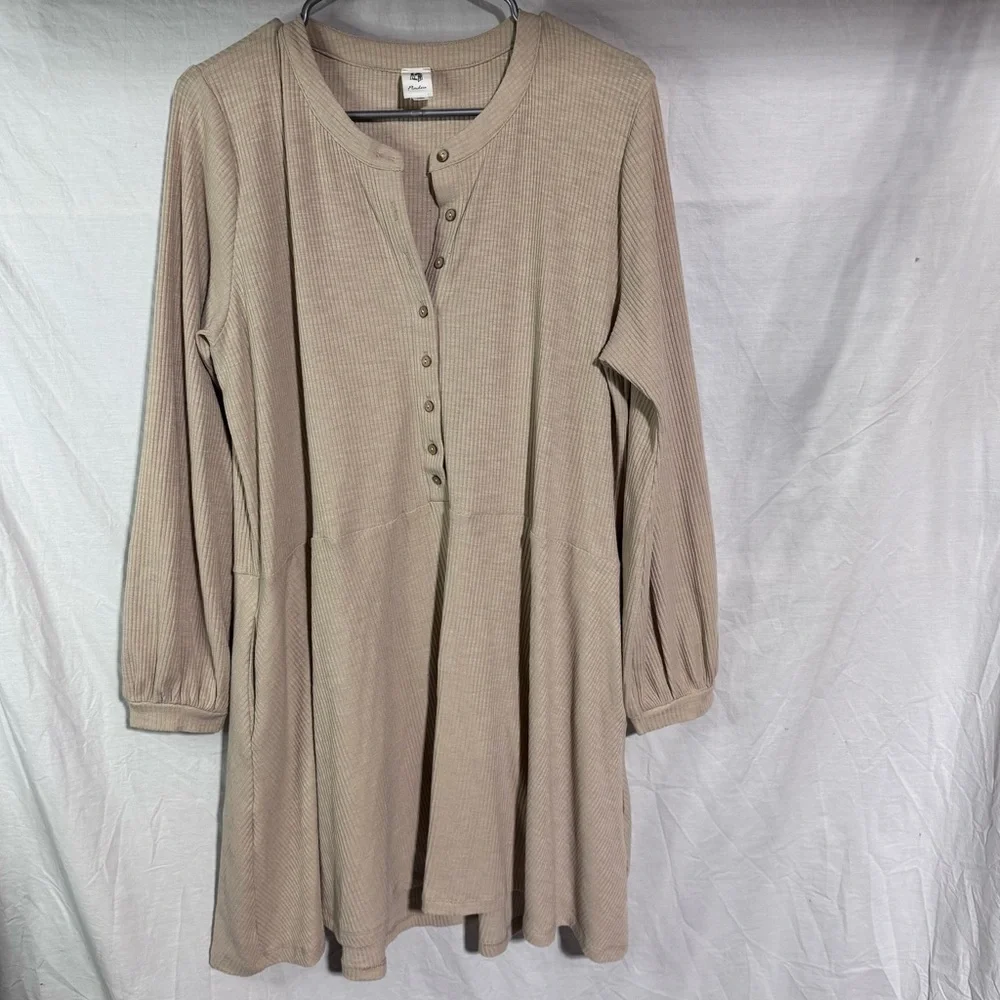 Flawless tan long sleeve ribbed modest dress Size Large